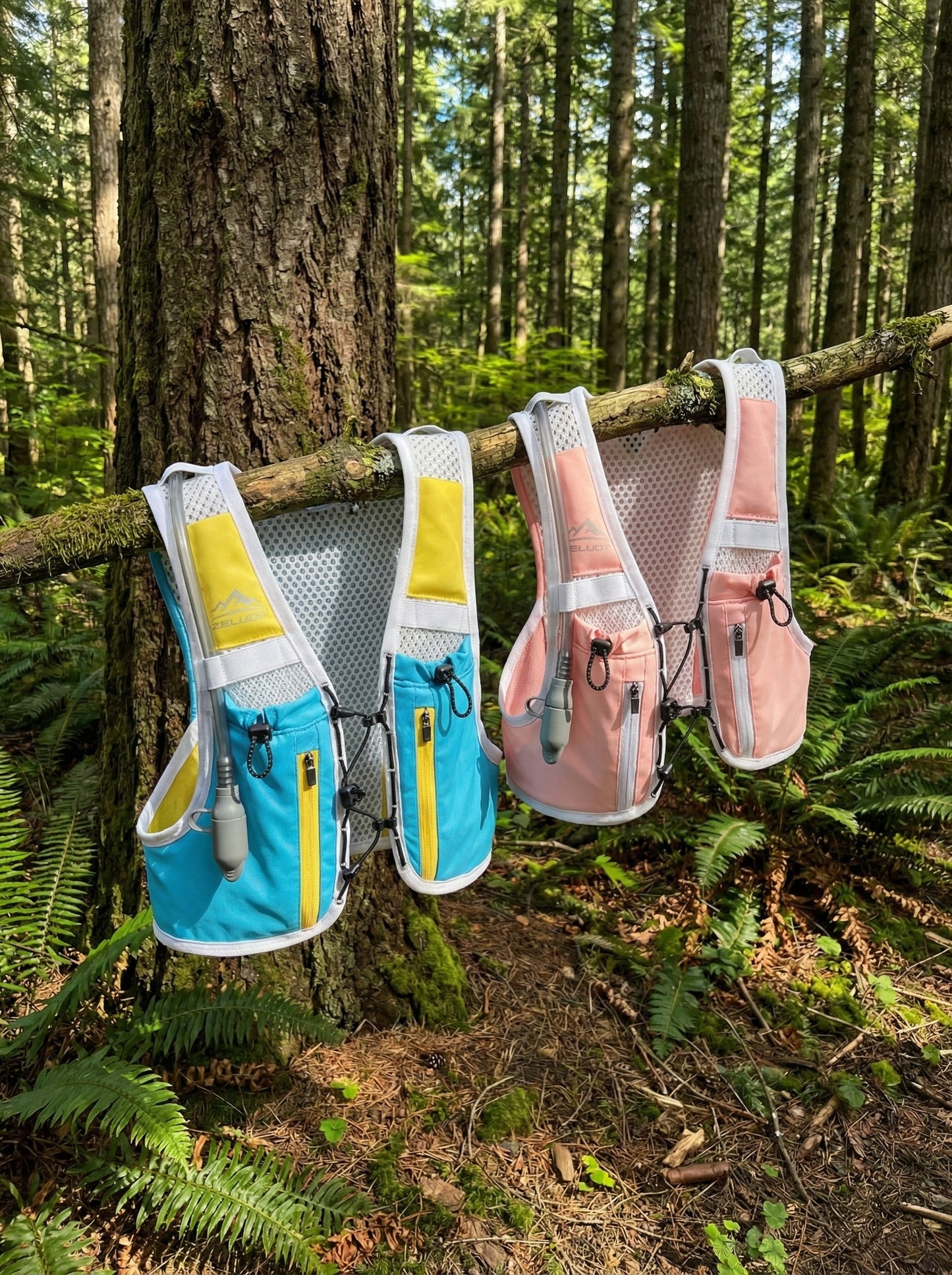 Zelvot | Adjustable Kids Running Vest – 8 Pockets, Lightweight, USA Patent, with Water Bladder