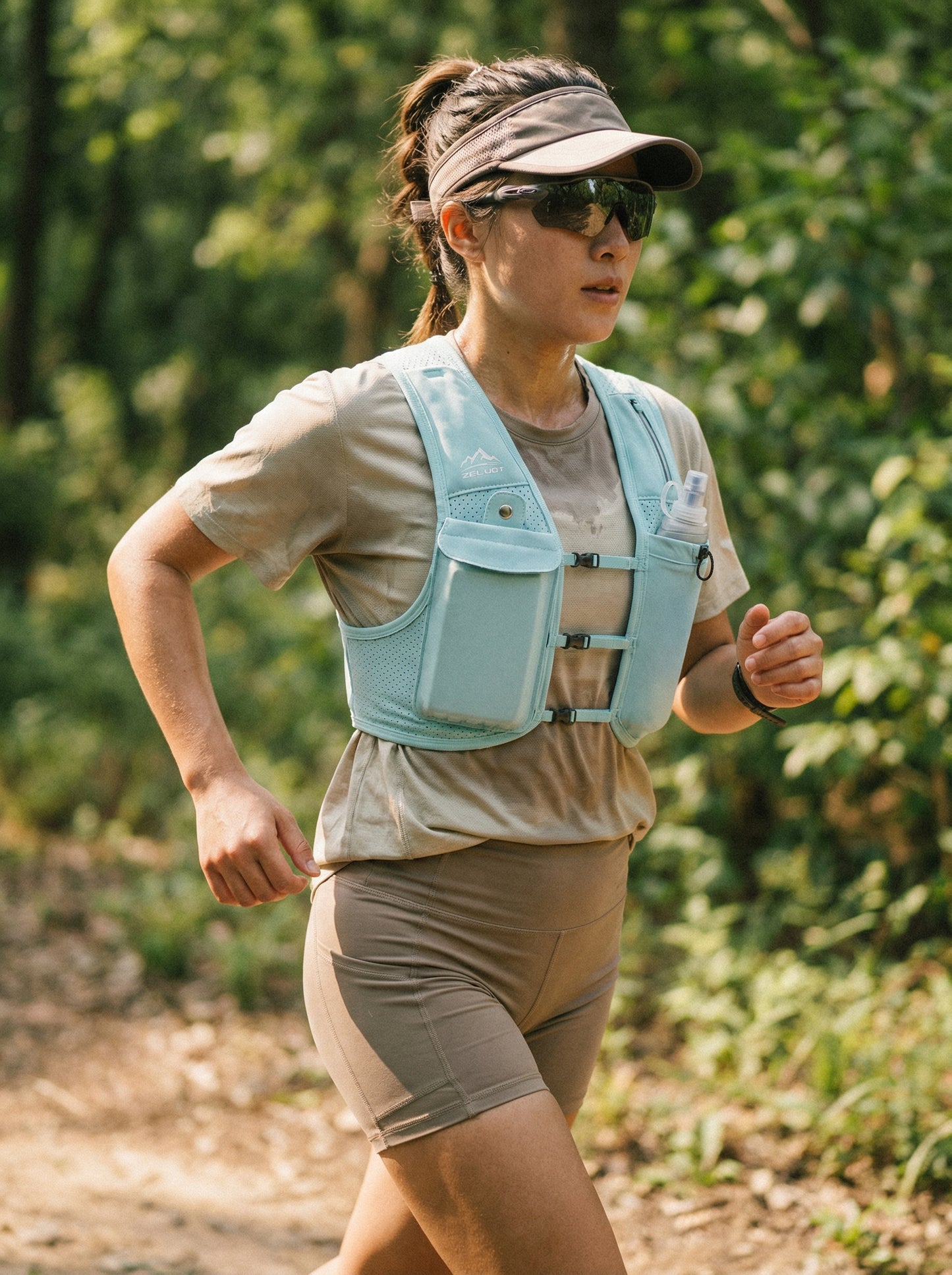 Zelvot | Lightweight Reflective Running Vest | Adjustable 500ml Hydration Pack | USA Patent