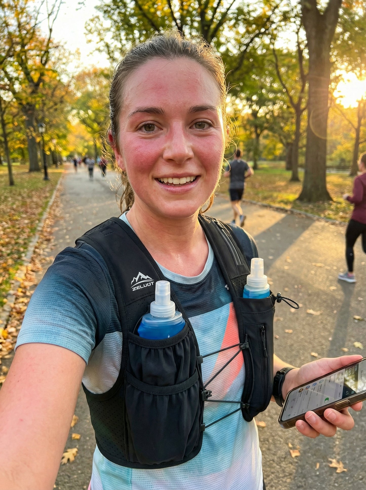 Zelvot | Adjustable Reflective Running Vest: 500ml Flask, USA Patent, Lightweight for Men & Women