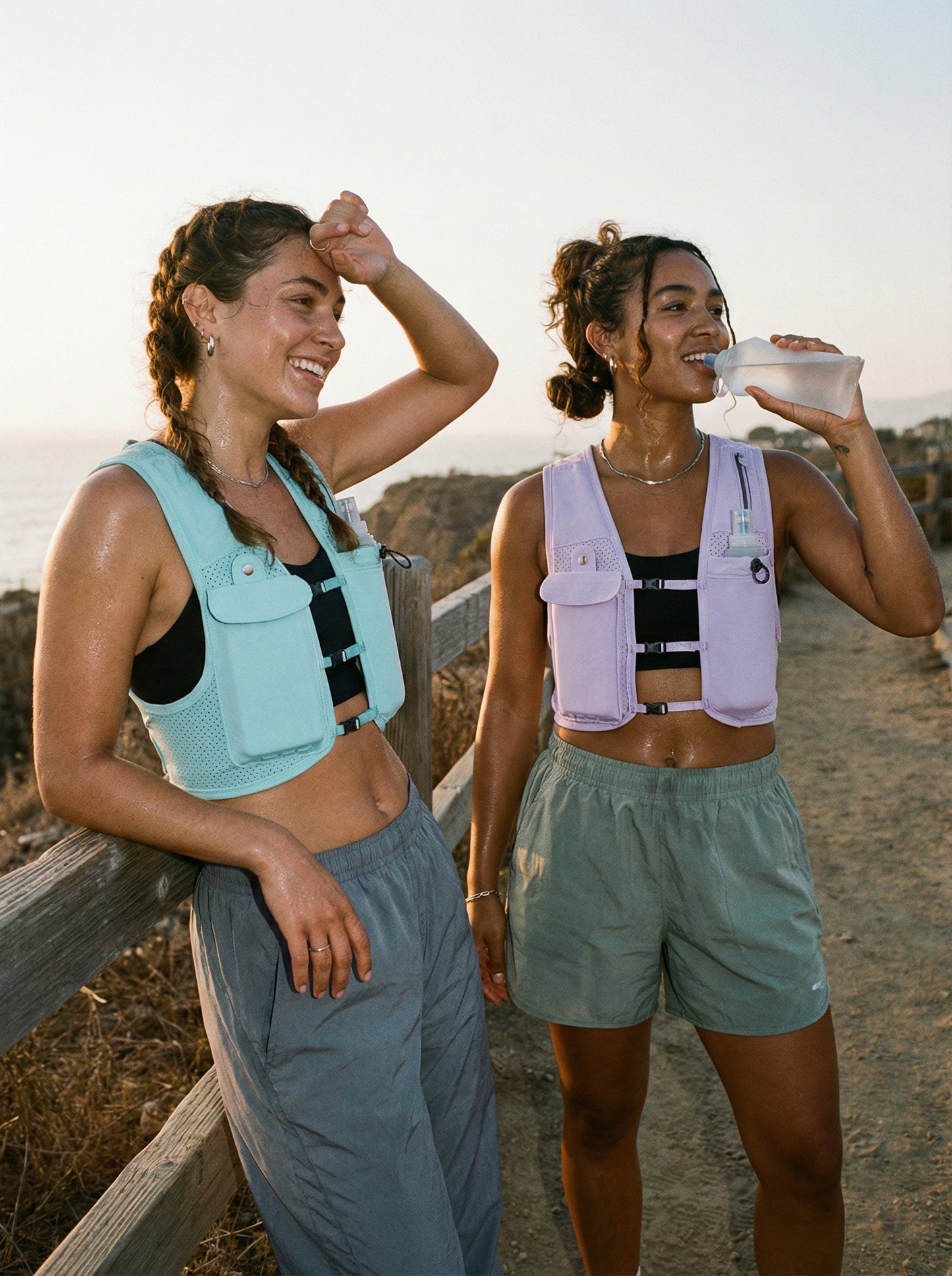 Zelvot | Lightweight Reflective Running Vest | Adjustable 500ml Hydration Pack | USA Patent